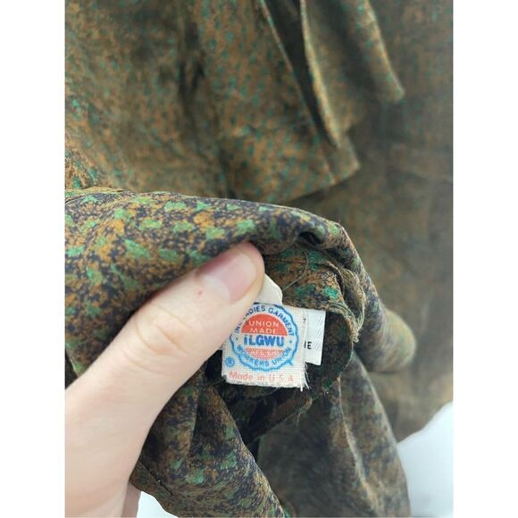 VINTAGE OSCAR DE LA RENTA
COLLECTABLES BOW BLOUSE - Picture 11 of 11